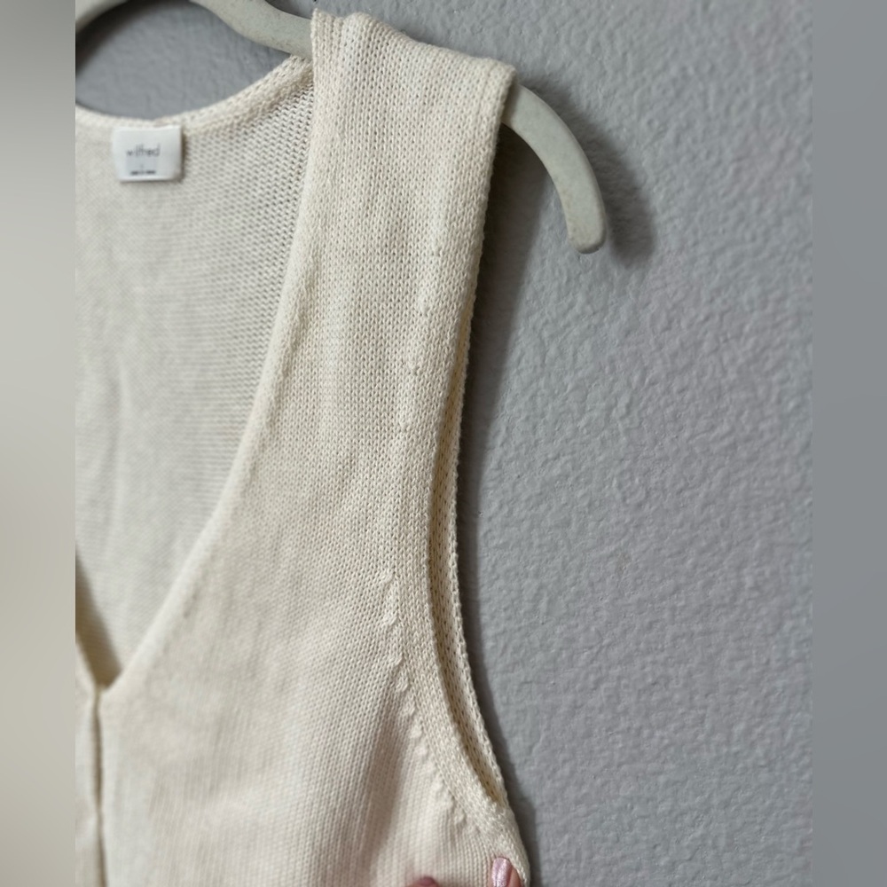 Aritzia Sweater Vest - Picture 4 of 7